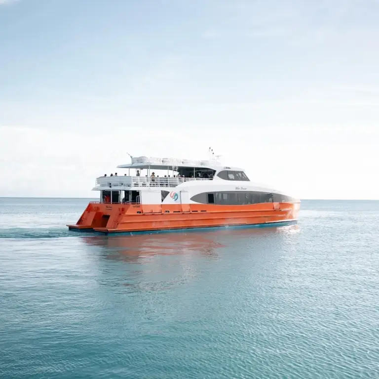 The ferry to Utila